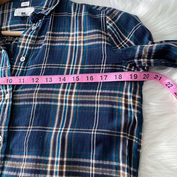 LOFT Softened • Shimmery Gold Thread Plaid Top - Picture 10 of 13